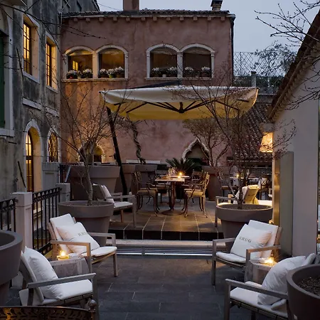 Hotel Palazzina Grassi-3